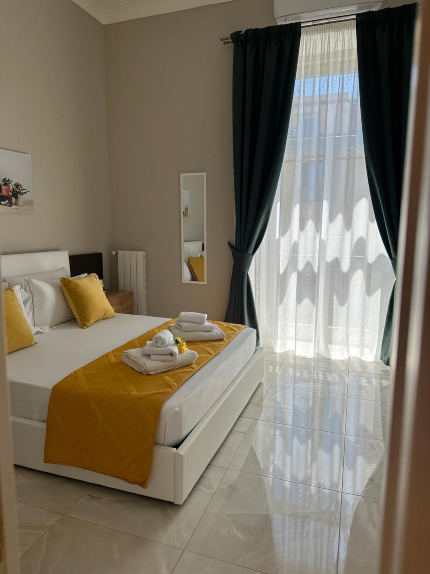 Enjoy Napoli - Exclusive Apartment Екстер'єр фото